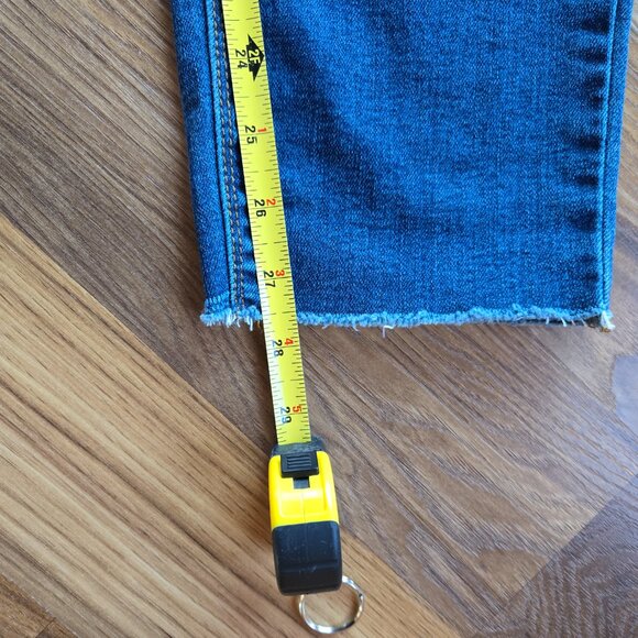 MAX Jeans Women's Mom Jeans Size 2 Ankle Jeans Medium Blue - Picture 7 of 8